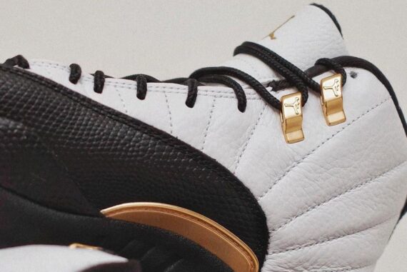air-jordan-12-royal-close-up
