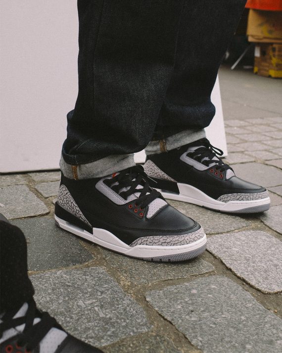 aj32